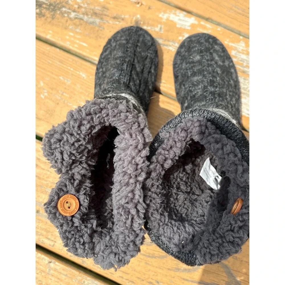 Muk Luks Cozy Women Size 7 Cable Knit Fair Isle Faux Fur Lined Boots Grey